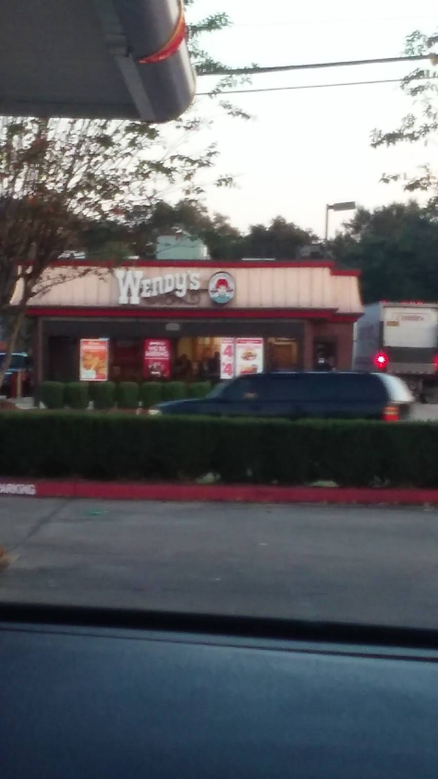 Wendys | restaurant | 124 Farm to Market 517 Rd W, Dickinson, TX 77539, USA | 3462514056 OR +1 346-251-4056