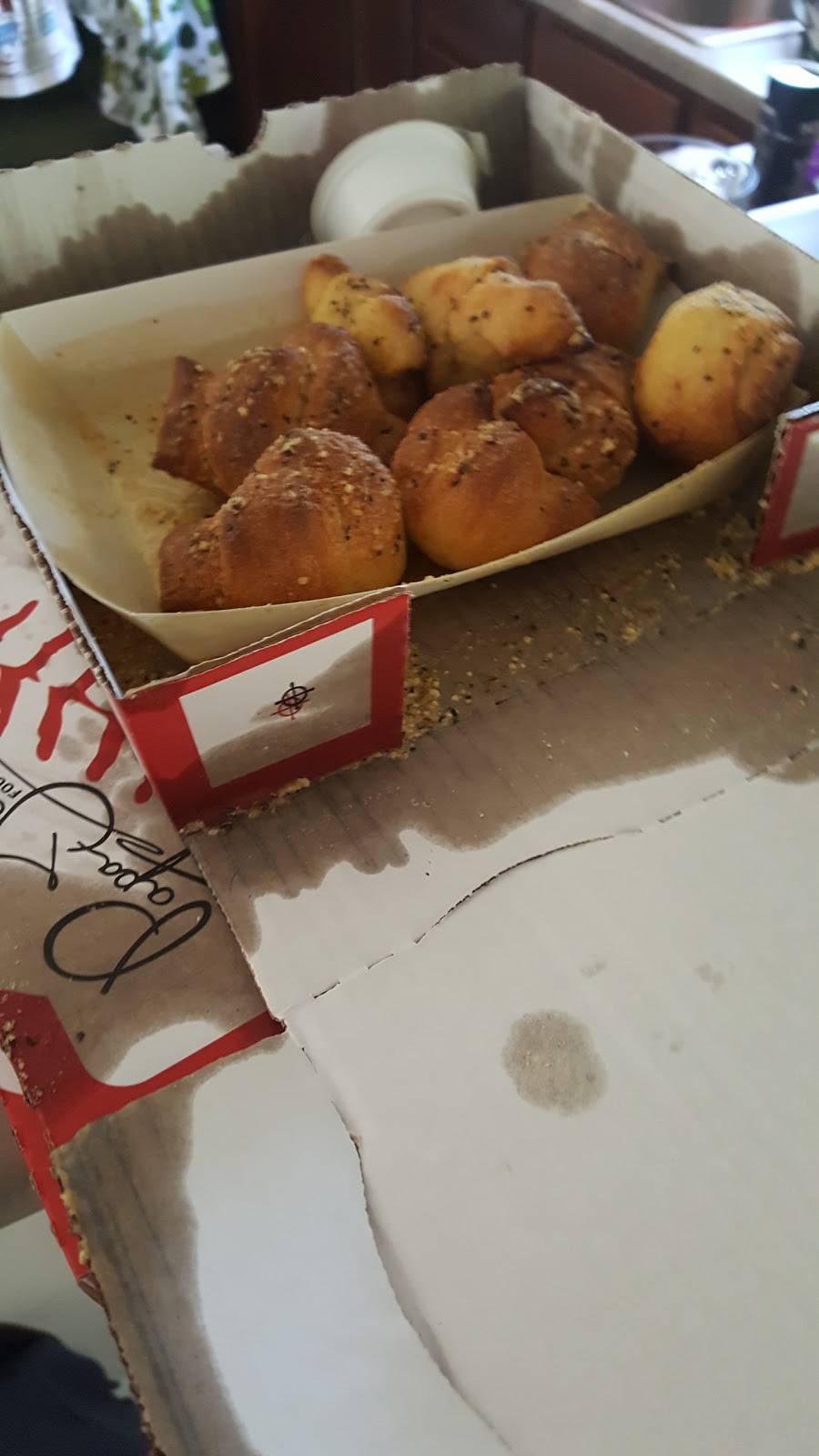 Papa Johns Pizza | restaurant | 1322 E 10th St, Greenville, NC 27858, USA | 2527577700 OR +1 252-757-7700