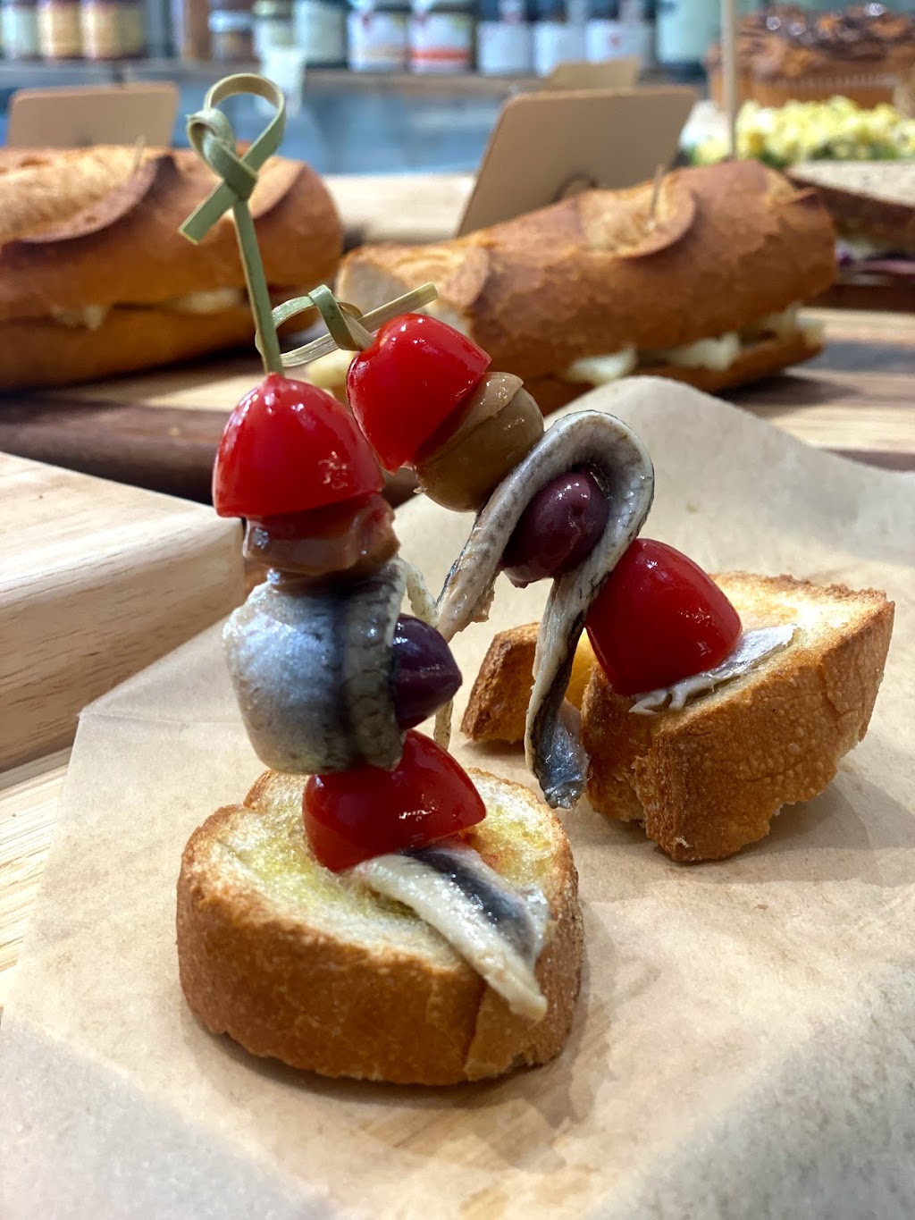 Romero Delicatessen | restaurant | 196 Court St #2, Brooklyn, NY 11201, USA | 9179091647 OR +1 917-909-1647