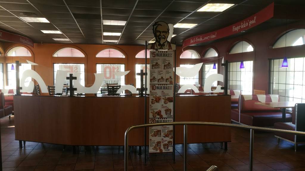 KFC | restaurant | 5525 Royalton Rd, North Royalton, OH 44133, USA | 4402379270 OR +1 440-237-9270