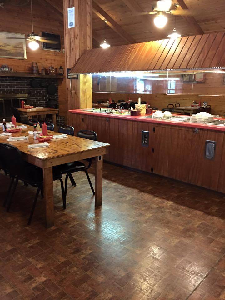 Seals Catfish Cabin | restaurant | 312 McSween Rd, Picayune, MS 39466, USA | 6017992383 OR +1 601-799-2383
