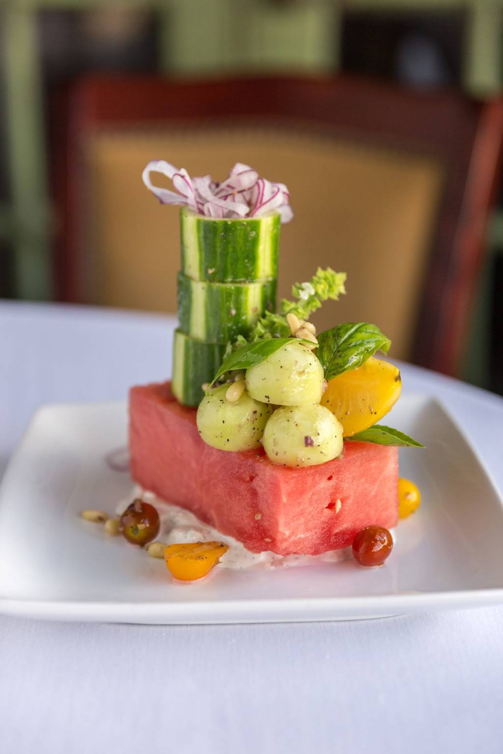 Thoroughbreds Restaurant | restaurant | 9706 N Kings Hwy, Myrtle Beach, SC 29572, USA | 8434972636 OR +1 843-497-2636