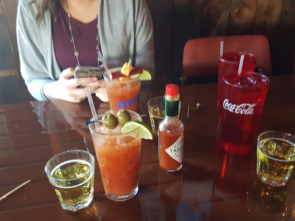 Cheap Andys Saloon | restaurant | 820 Davis St, Hammond, WI 54015, USA | 7157964477 OR +1 715-796-4477