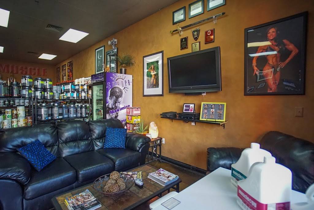 Southern Muscle Sports Nutrition | restaurant | 2056 Badlands Dr, Brandon, FL 33511, USA | 8136515599 OR +1 813-651-5599