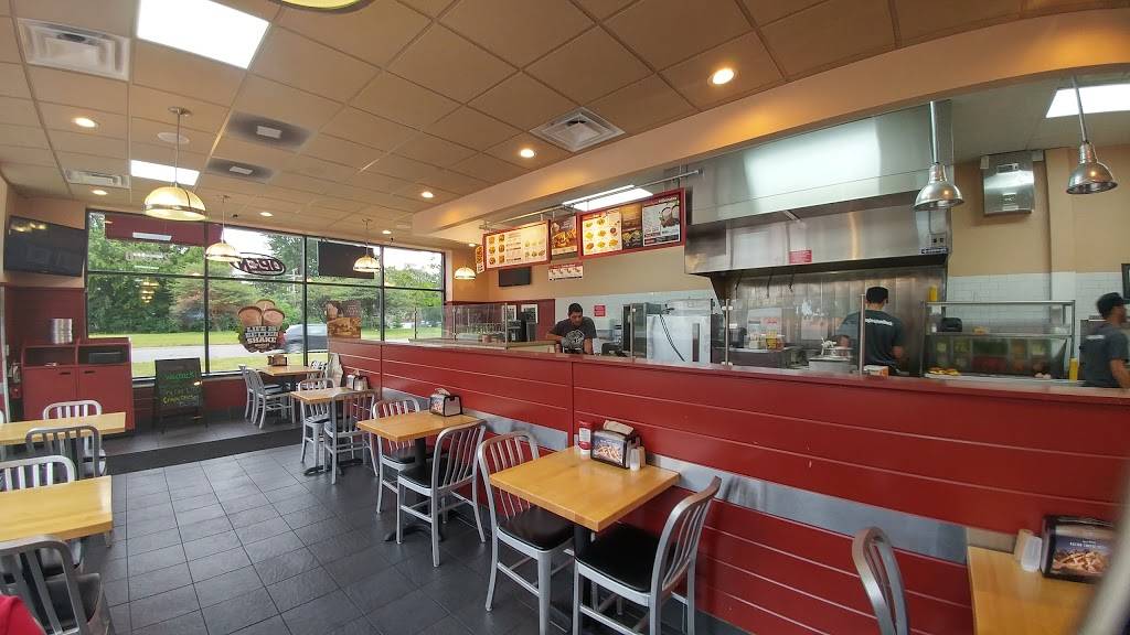 Wayback Burgers | restaurant | 22000 Ford Rd, Dearborn Heights, MI 48127, USA | 3133952931 OR +1 313-395-2931