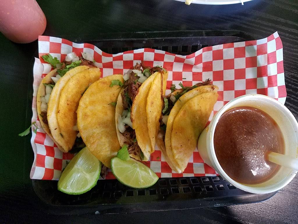 Tacos Y Bionicos Imperio | restaurant | 17845 Clark Ave, Bellflower, CA 90706, USA | 5628666967 OR +1 562-866-6967