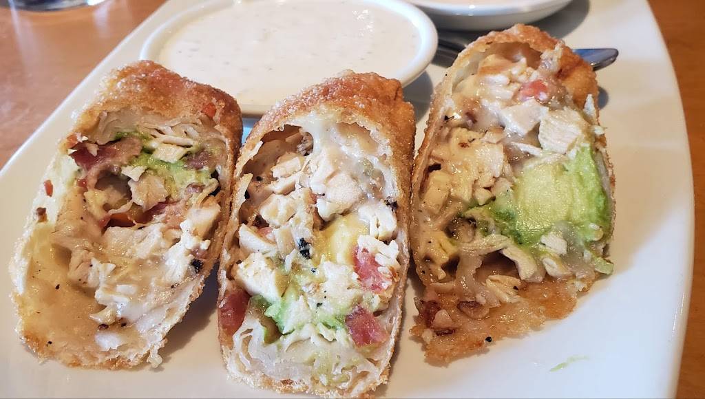 California Pizza Kitchen | restaurant | 37546 W Six Mile Rd, Livonia, MI 48152, USA | 7345910476 OR +1 734-591-0476