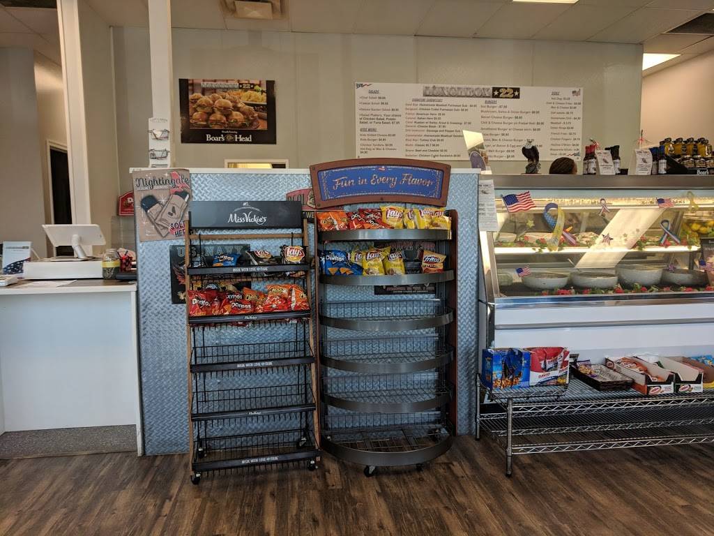 Lunchbox 22 | restaurant | 16618 Mountain Rd, Montpelier, VA 23192, USA | 8048836614 OR +1 804-883-6614