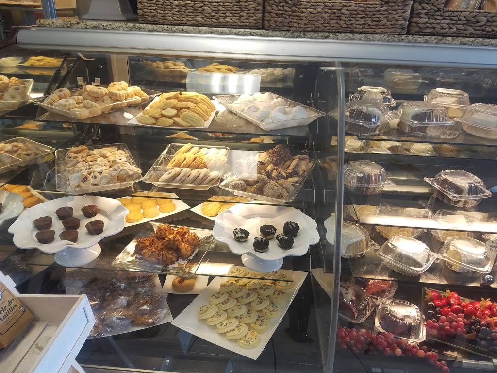 Kreyol Kafe & Bakery | restaurant | 12014 E Colonial Dr #120, Orlando, FL 32826, USA | 4079306731 OR +1 407-930-6731