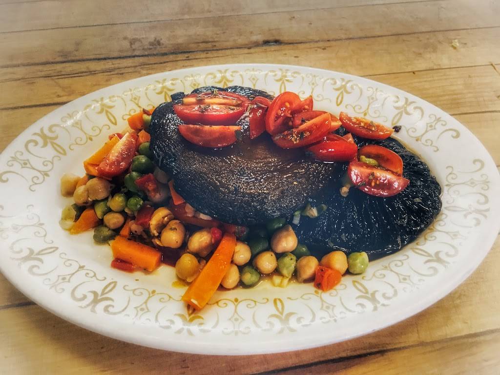 Kegels Inn | restaurant | 5901 W National Ave, West Allis, WI 53214, USA | 4142579999 OR +1 414-257-9999