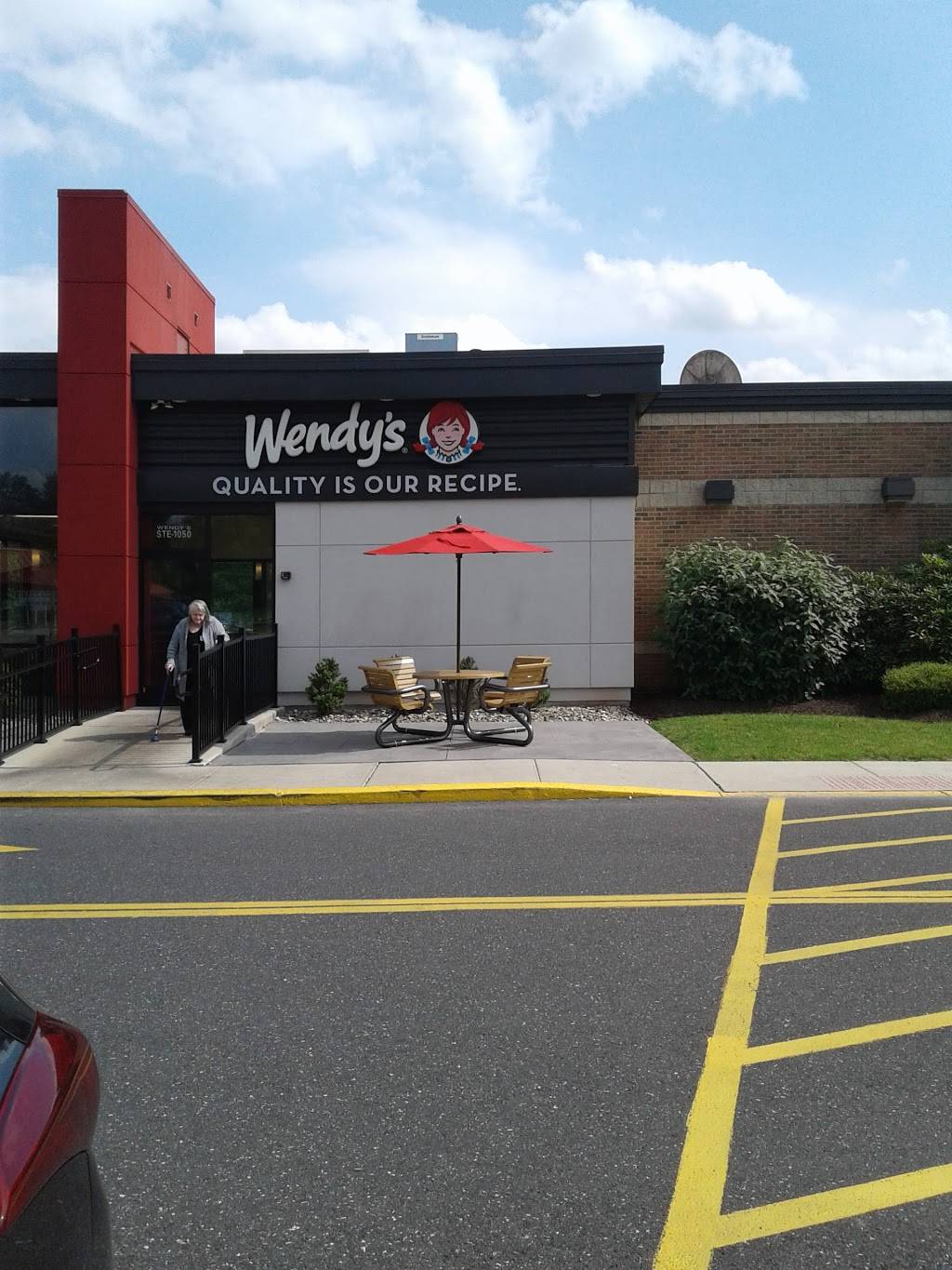Wendys | restaurant | 70 Buckwalter Rd Suite 1050, Royersford, PA 19468, USA | 6109489518 OR +1 610-948-9518