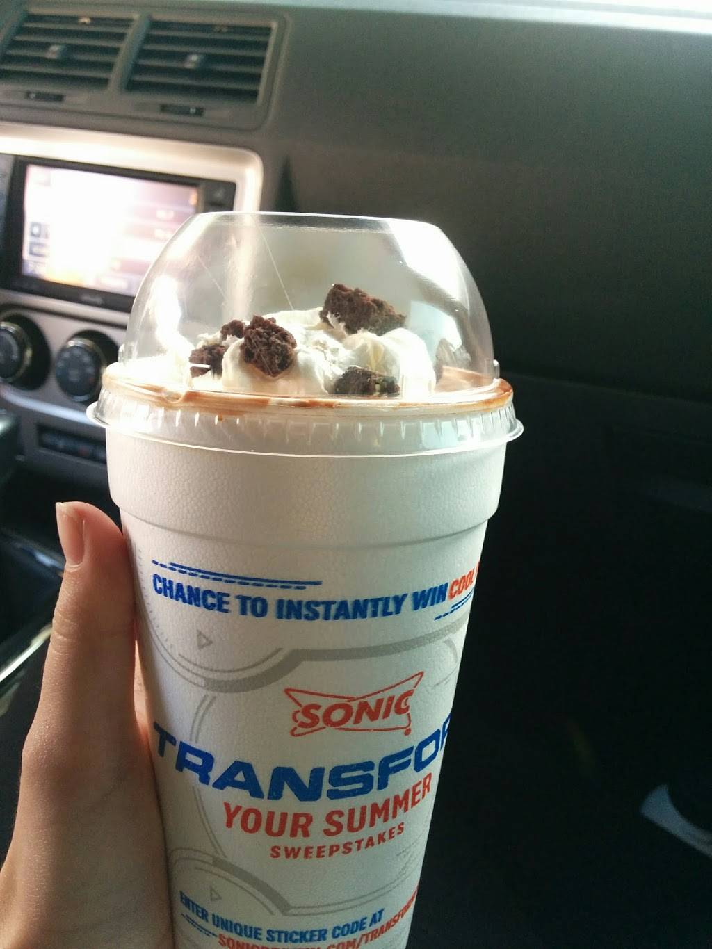 Sonic Drive-In | restaurant | 2440 W 128th Ave, Broomfield, CO 80234, USA | 7208873716 OR +1 720-887-3716