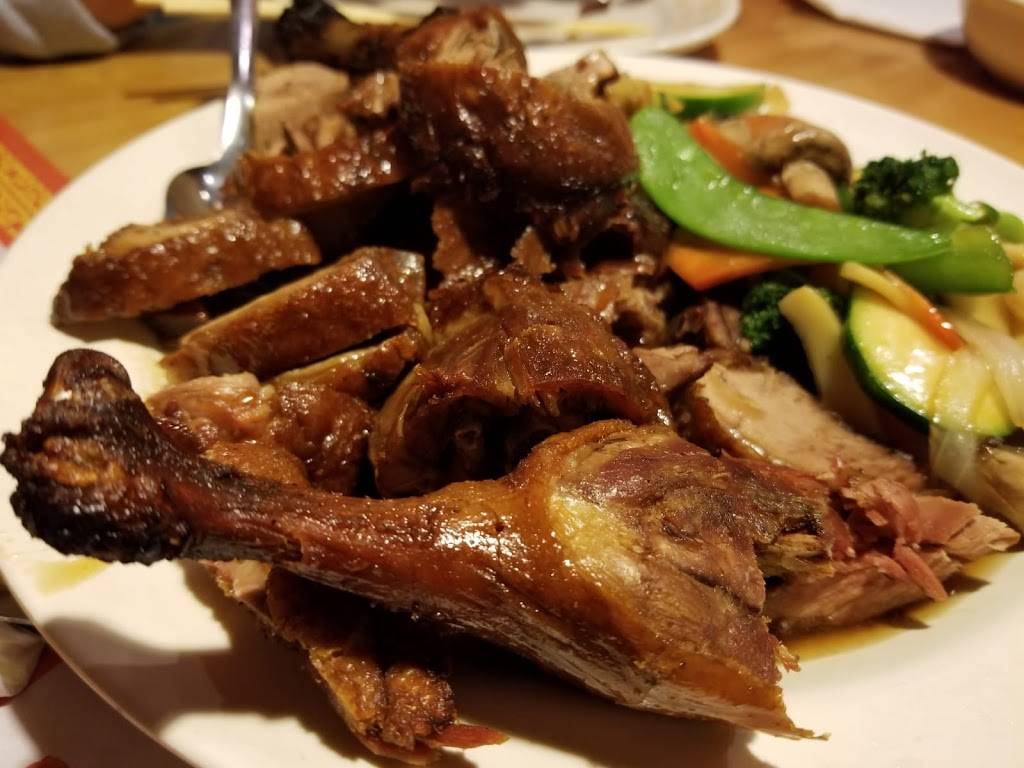 Fushia | restaurant | 15317 Amberly Dr, Tampa, FL 33647, USA | 8139036705 OR +1 813-903-6705