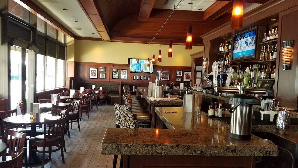 McCormick & Schmicks Seafood & Steaks | restaurant | 3965 New Bond St, Columbus, OH 43219, USA | 6144763663 OR +1 614-476-3663