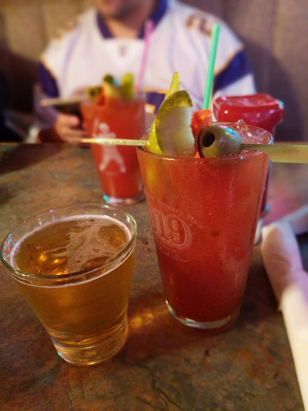 Carbones Pizzeria | restaurant | 55 Wentworth Ave E, West St Paul, MN 55118, USA | 6514578383 OR +1 651-457-8383