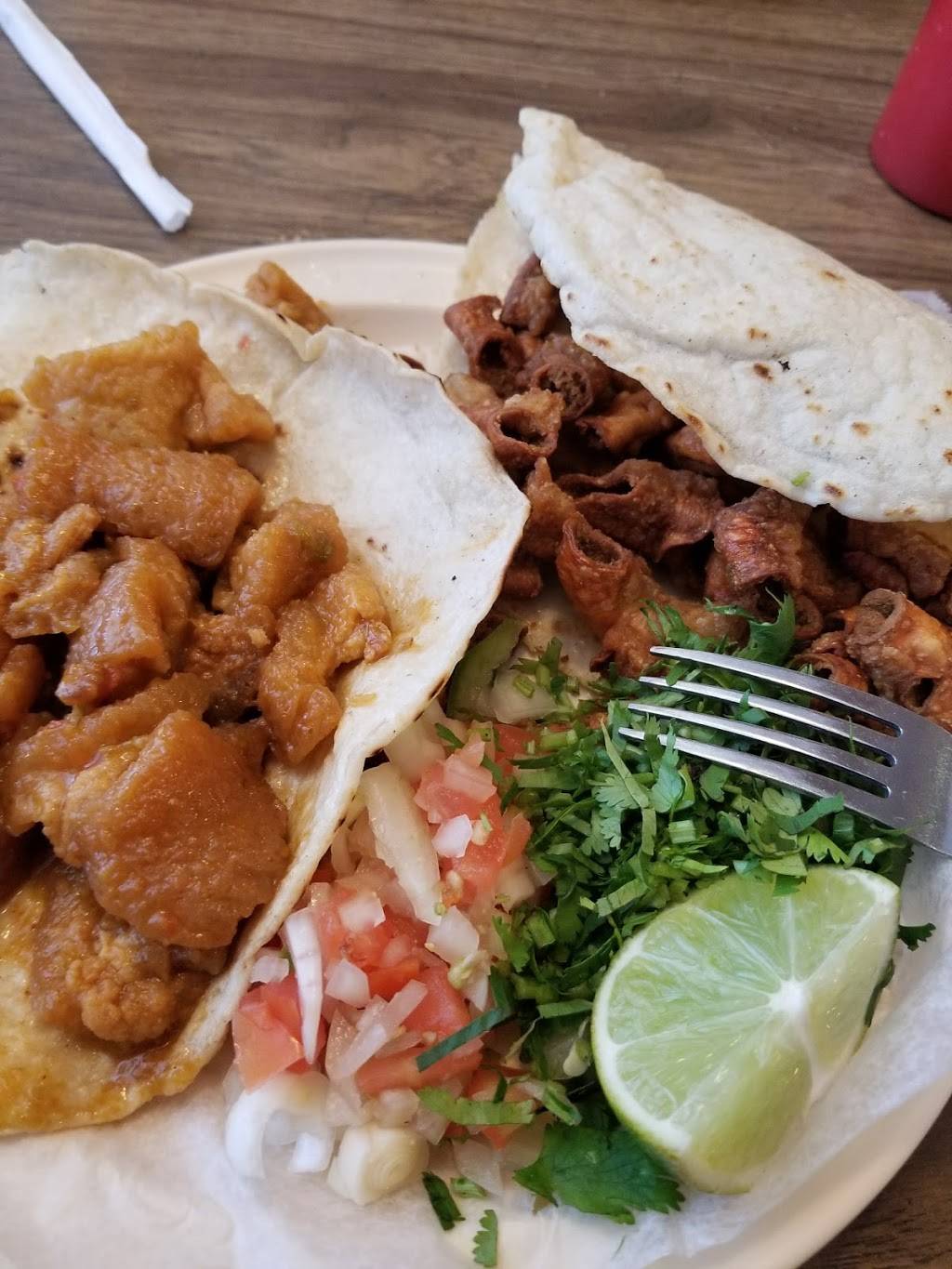 Taqueria El Rodeo De Jalisco | restaurant | 3802 Northwest Loop 410, San Antonio, TX 78229, USA | 2107336776 OR +1 210-733-6776