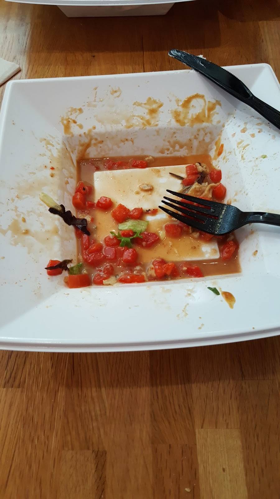 Saladworks | restaurant | 1991 Sproul Rd #45, Broomall, PA 19008, USA | 6103599926 OR +1 610-359-9926