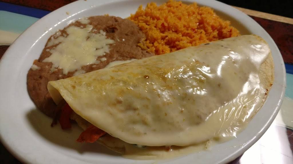 Campito Lindo | restaurant | 148 N Main St, Bluffton, OH 45817, USA | 5672261266 OR +1 567-226-1266