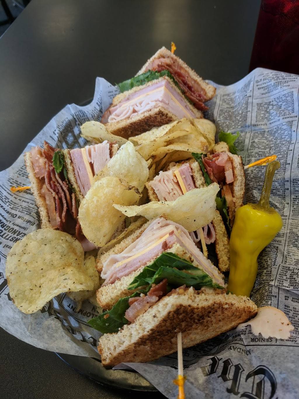 Allins Diner | restaurant | 130 N Kingshighway St, St Charles, MO 63301, USA | 6369465556 OR +1 636-946-5556