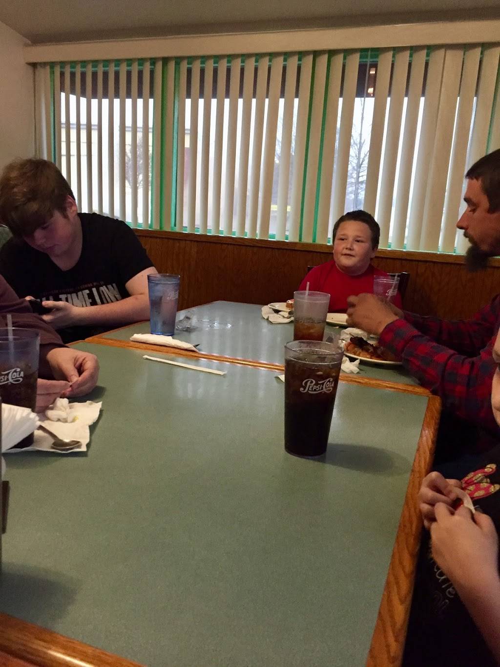 Super China | restaurant | 11174 US-15, Aberdeen, NC 28315, USA | 9109441668 OR +1 910-944-1668