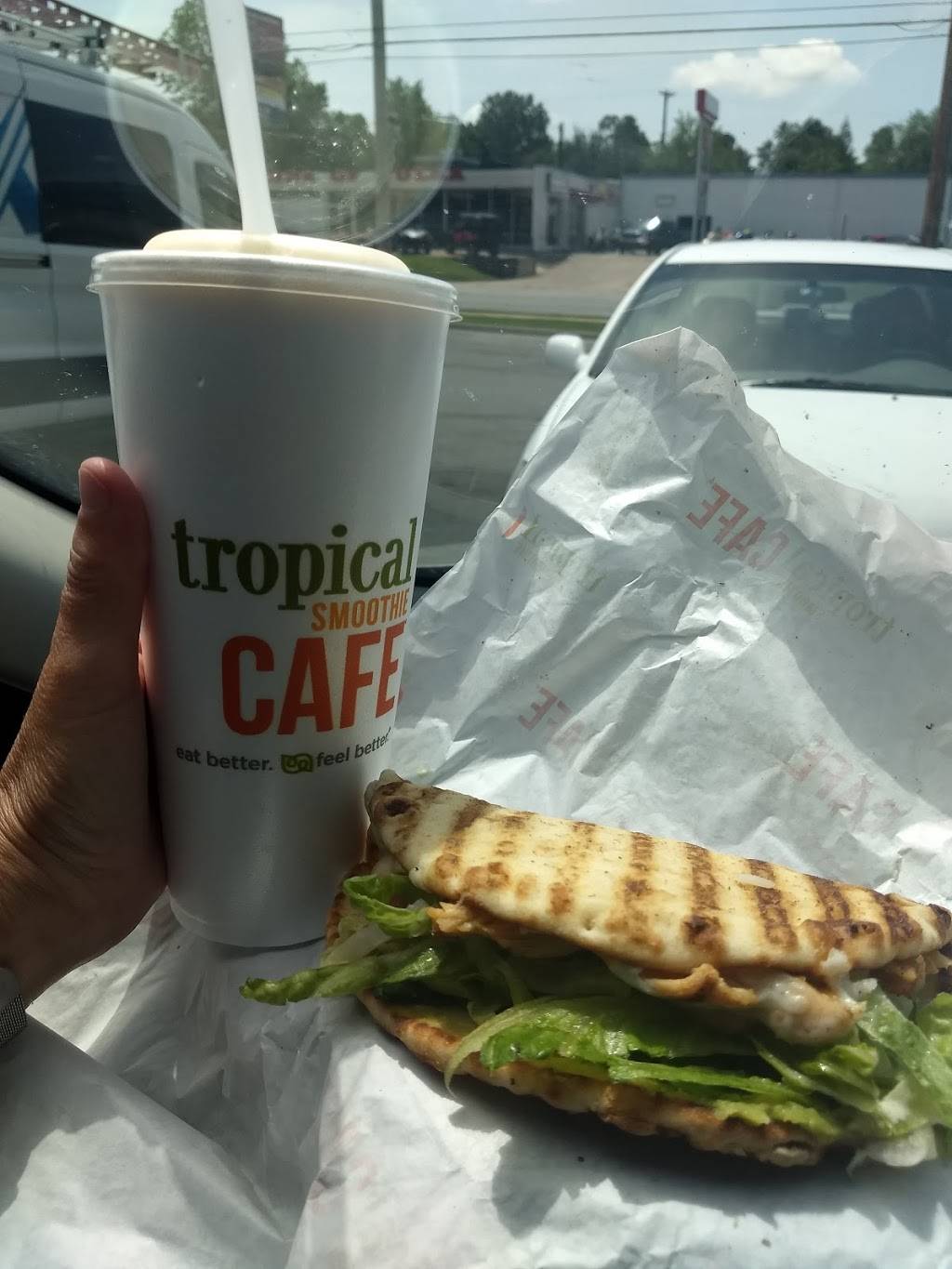 Tropical Smoothie Cafe | restaurant | 4925 E 21st St, Tulsa, OK 74114, USA | 9189493554 OR +1 918-949-3554