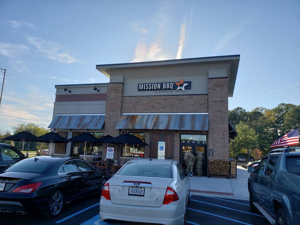 Mission bbq | restaurant | 1511 Premium Outlet Boulevard, Norfolk, VA 23502, USA | 8188534200 OR +1 818-853-4200