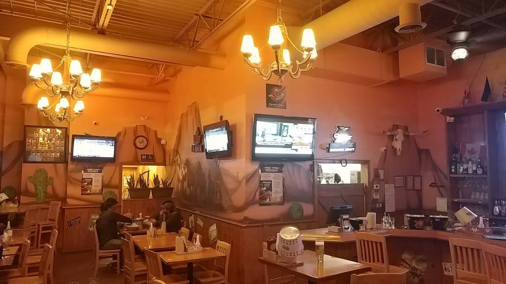 Wild Wing | restaurant | 11 William Kitchen Rd, Scarborough, ON M1P 5B7, Canada | 4167549464 OR +1 416-754-9464