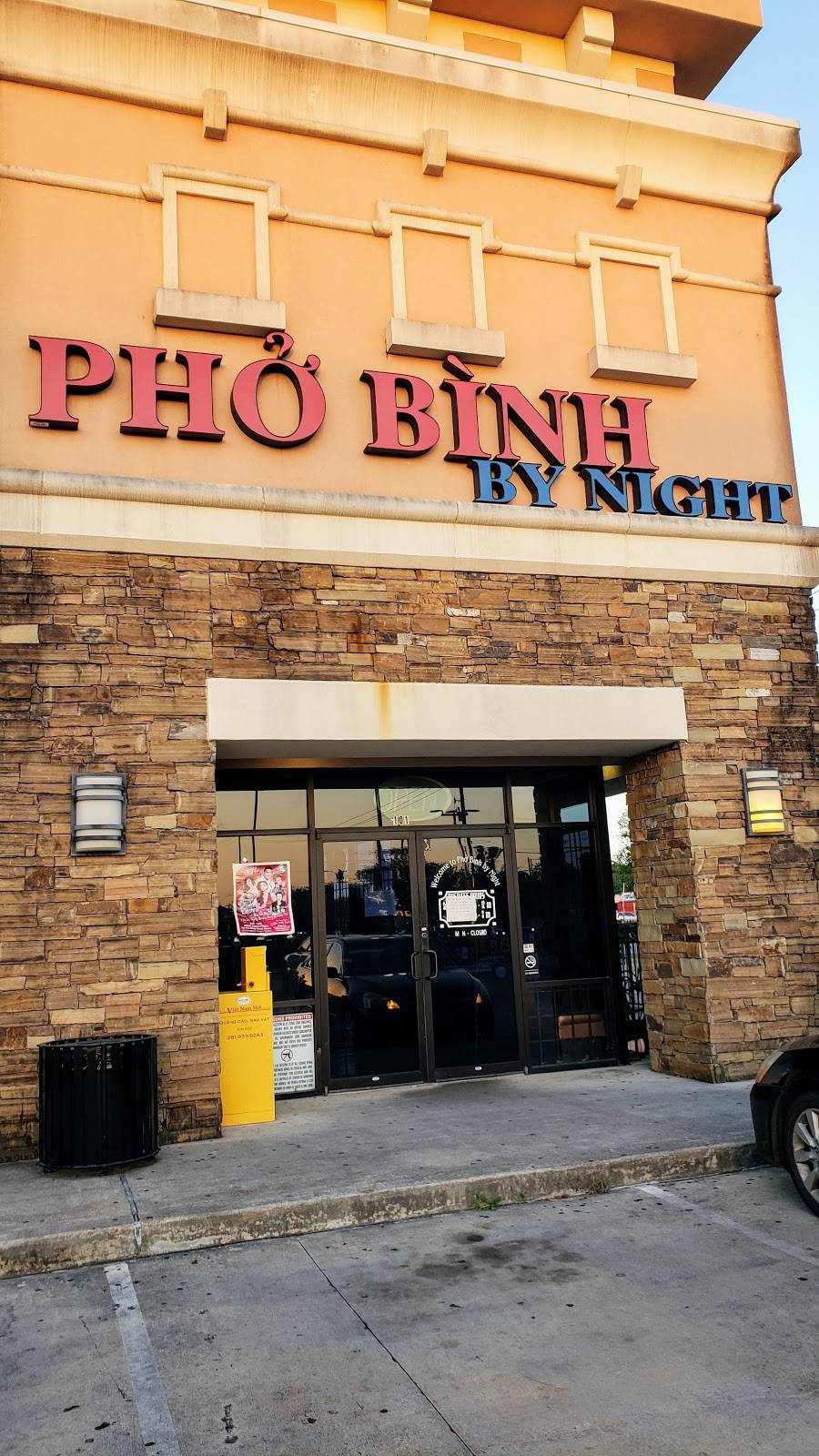 Pho Bình By Night | restaurant | 12148 Bellaire Blvd #101, Houston, TX 77072, USA | 8323512464 OR +1 832-351-2464