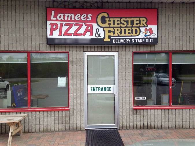 Lamees Pizza | restaurant | 6537 Bank St, Metcalfe, ON K0A 2P0, Canada | 6138215665 OR +1 613-821-5665