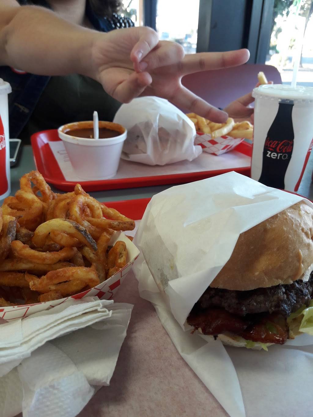 Burger Junction | restaurant | 7900 Florin Rd # 5, Sacramento, CA 95828, USA | 9163934420 OR +1 916-393-4420