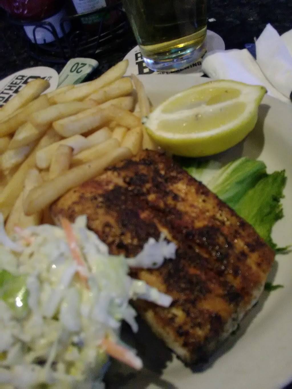 Whistle Stop | restaurant | 395 NE Spanish River Blvd, Boca Raton, FL 33431, USA | 5617507867 OR +1 561-750-7867