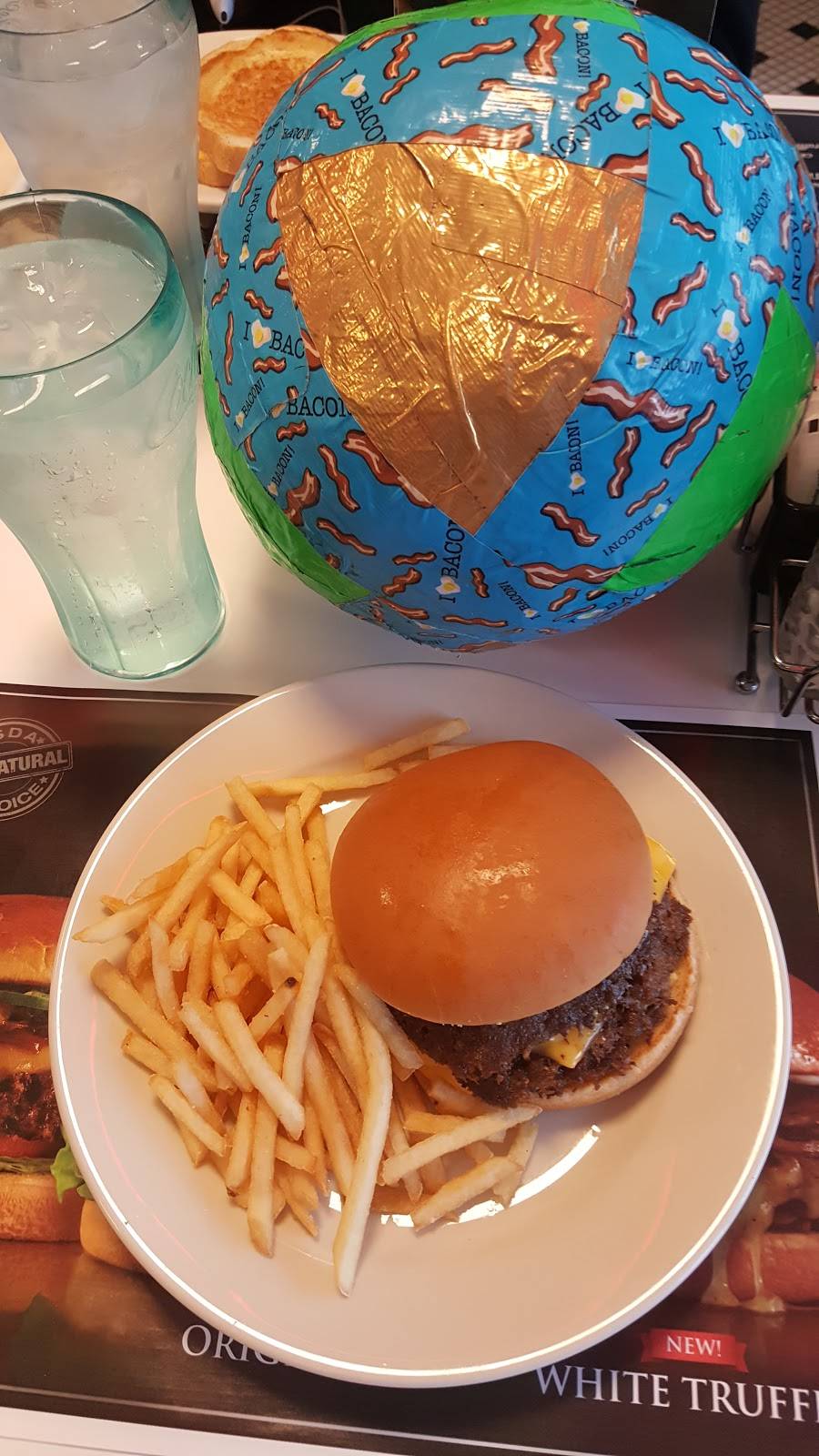 Steak n Shake | restaurant | 4501 S Emerson Ave, Indianapolis, IN 46203, USA | 3177862184 OR +1 317-786-2184