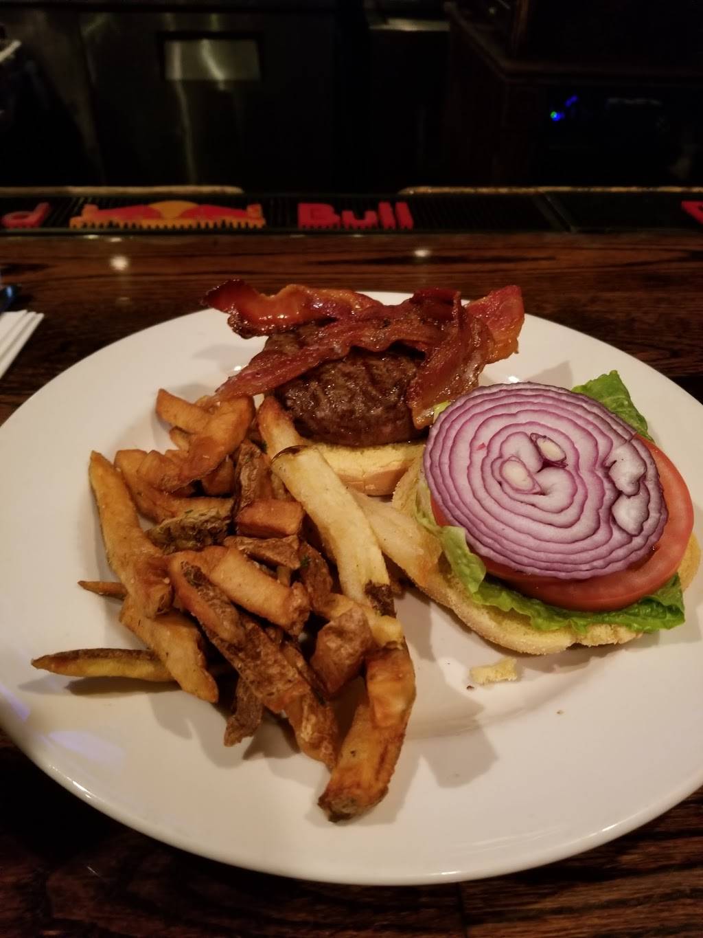 Molly Maguires | restaurant | 1085 Central Ave, Clark, NJ 07066, USA | 7323886511 OR +1 732-388-6511