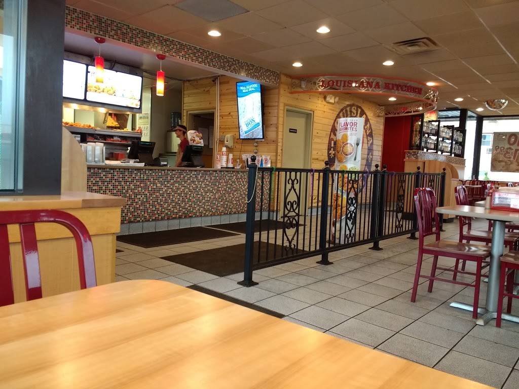 Popeyes Louisiana Kitchen | restaurant | 9001 S Harlem Ave, Bridgeview, IL 60455, USA | 7085996275 OR +1 708-599-6275