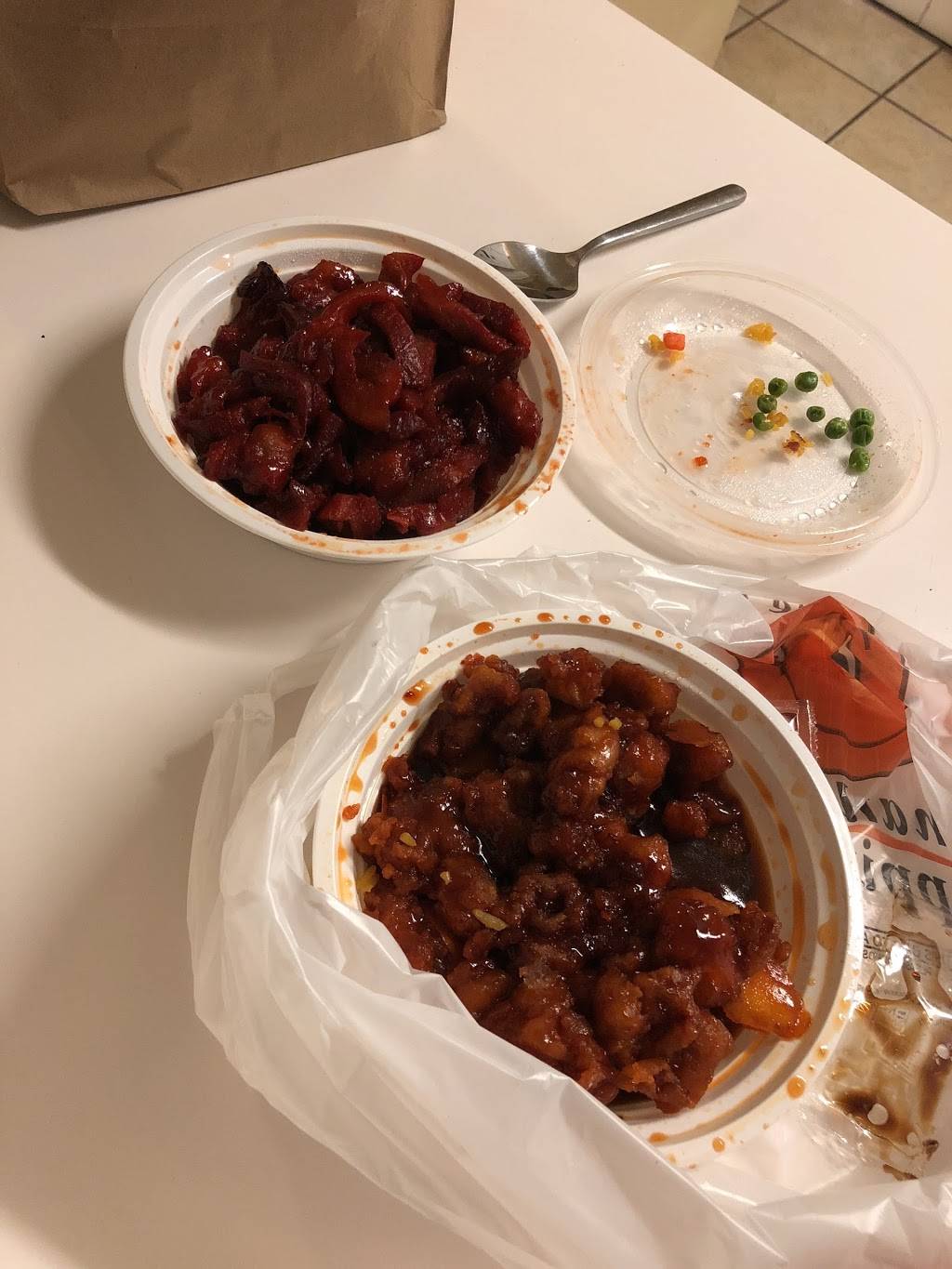 China Wok | restaurant | 8412 N Armenia Ave, Tampa, FL 33604, USA | 8139338191 OR +1 813-933-8191