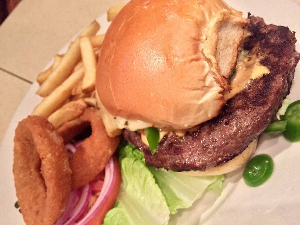 Massapequa Diner | restaurant | 4420 Sunrise Hwy, Massapequa, NY 11758, USA | 5167995234 OR +1 516-799-5234