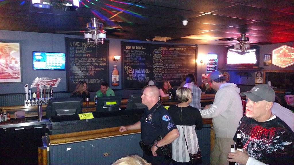 Oscars Bar & Grill | restaurant | 320 N Dixie Dr, Vandalia, OH 45377, USA | 9378908655 OR +1 937-890-8655