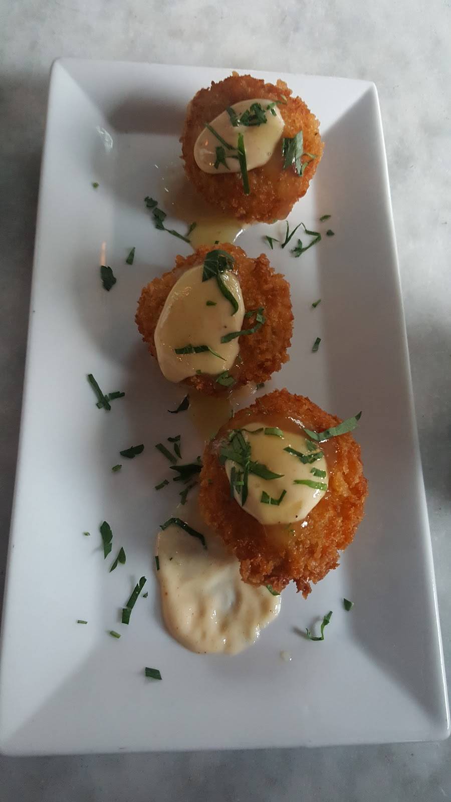 Marvin | restaurant | 2007 14th St NW, Washington, DC 20009, USA | 2027977171 OR +1 202-797-7171