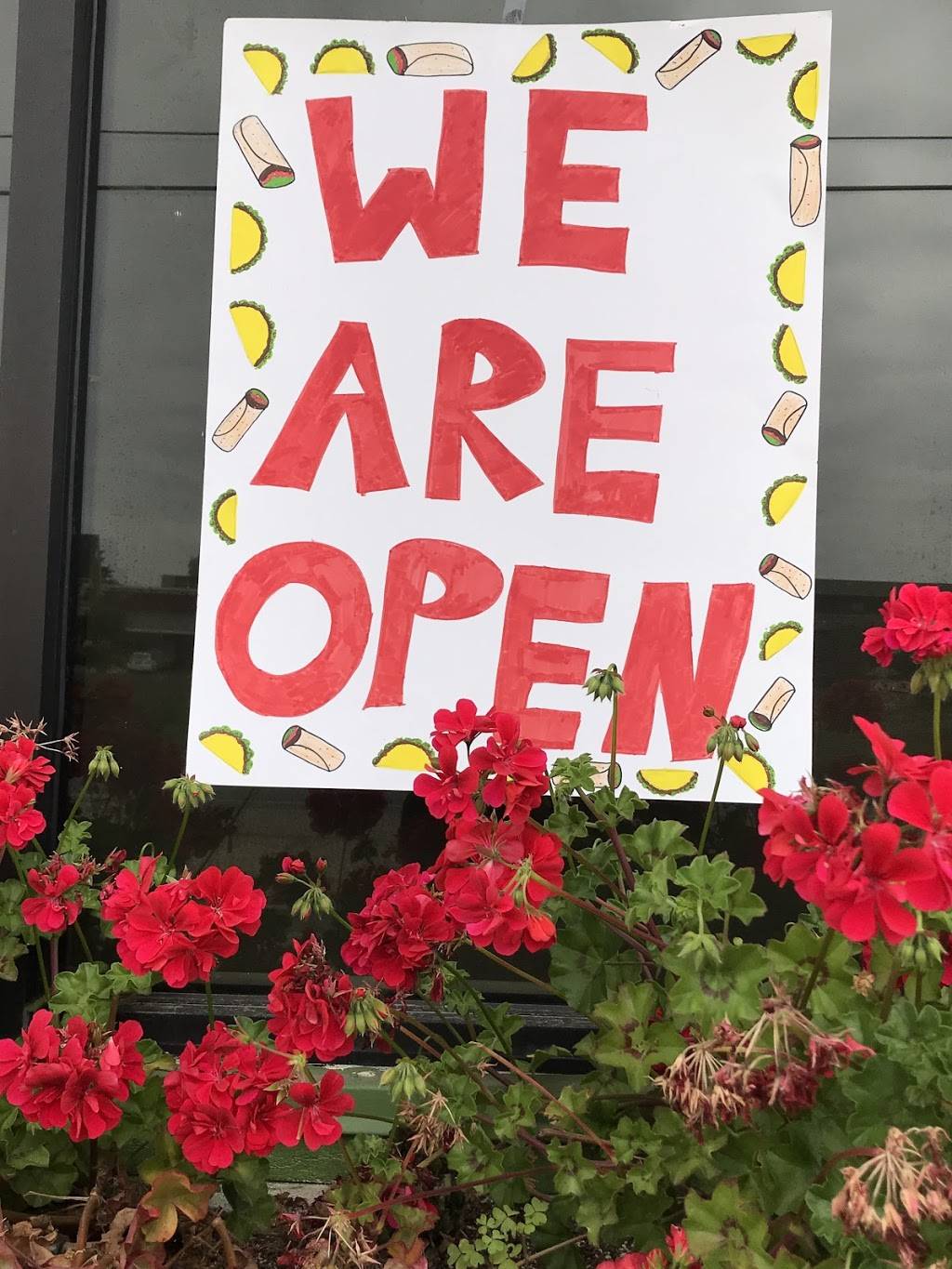 Burrito Loco | restaurant | 2808 S Halcyon Rd, Arroyo Grande, CA 93420, USA | 8054811752 OR +1 805-481-1752