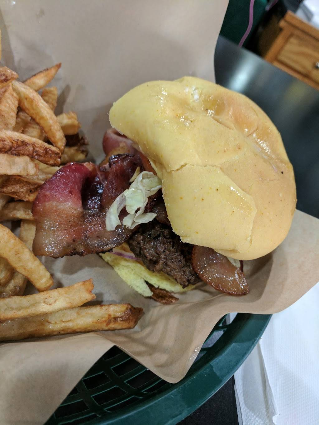 521 Filling Station | restaurant | 512 Hampton St, Kershaw, SC 29067, USA | 8034755211 OR +1 803-475-5211