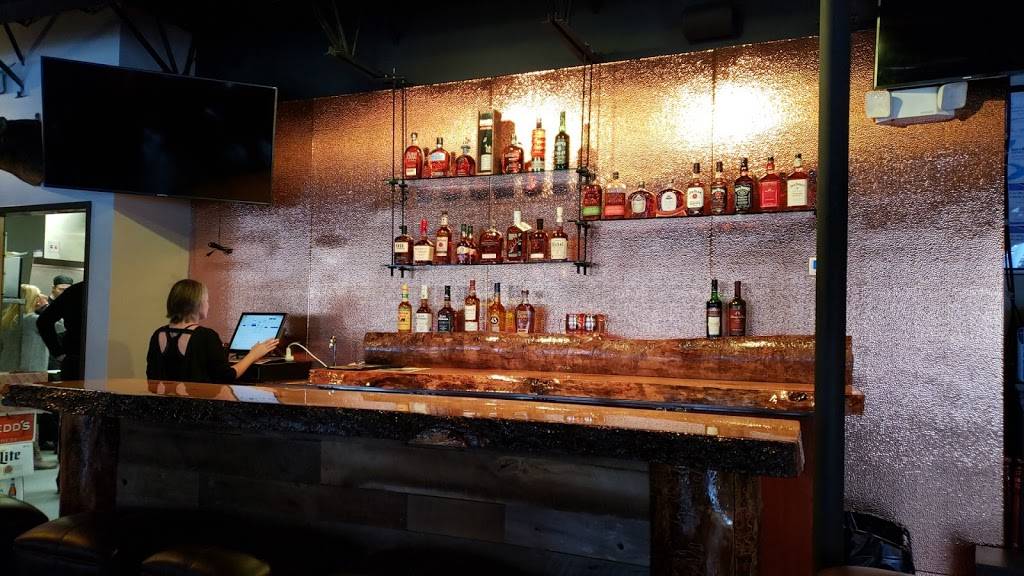 Beavers Pub | restaurant | 200 Center Ave, Bay City, MI 48708, USA | 9897783600 OR +1 989-778-3600