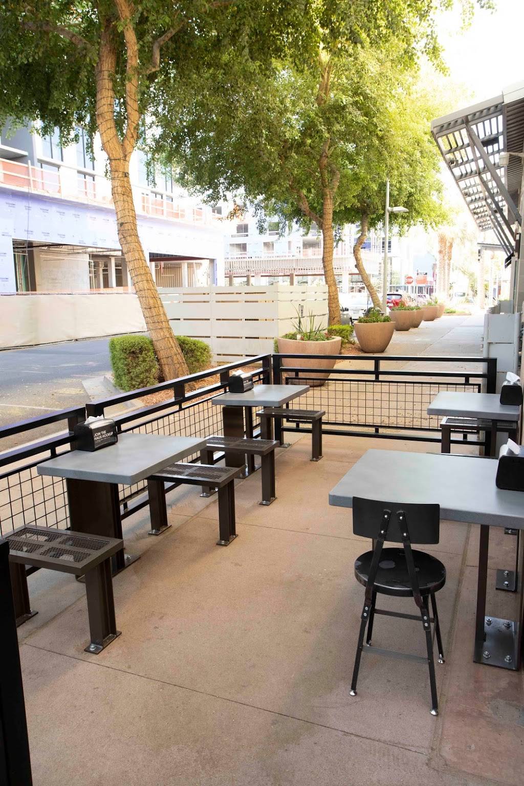 Dog Haus Scottsdale Quarter | meal takeaway | 15257 N Scottsdale Rd suite f1-155, Scottsdale, AZ 85254, USA | 4805084930 OR +1 480-508-4930