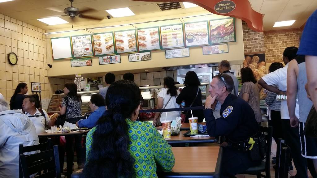 Subway Restaurants | restaurant | 720 Carol Ave, Merced, CA 95341, USA | 2093840880 OR +1 209-384-0880