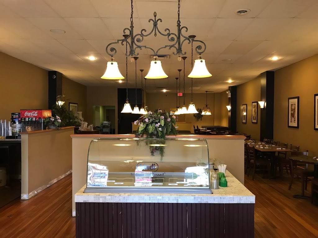 Vincenzos Pizzeria & Caterring | restaurant | 131 N Main Ave, Scranton, PA 18504, USA | 5703471060 OR +1 570-347-1060