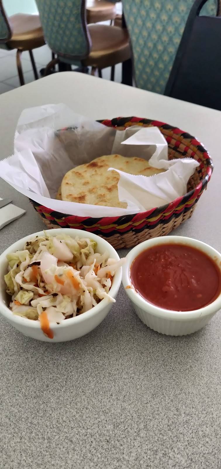 Los Trinos | restaurant | 5672 Mission St, San Francisco, CA 94112, USA | 4157695093 OR +1 415-769-5093