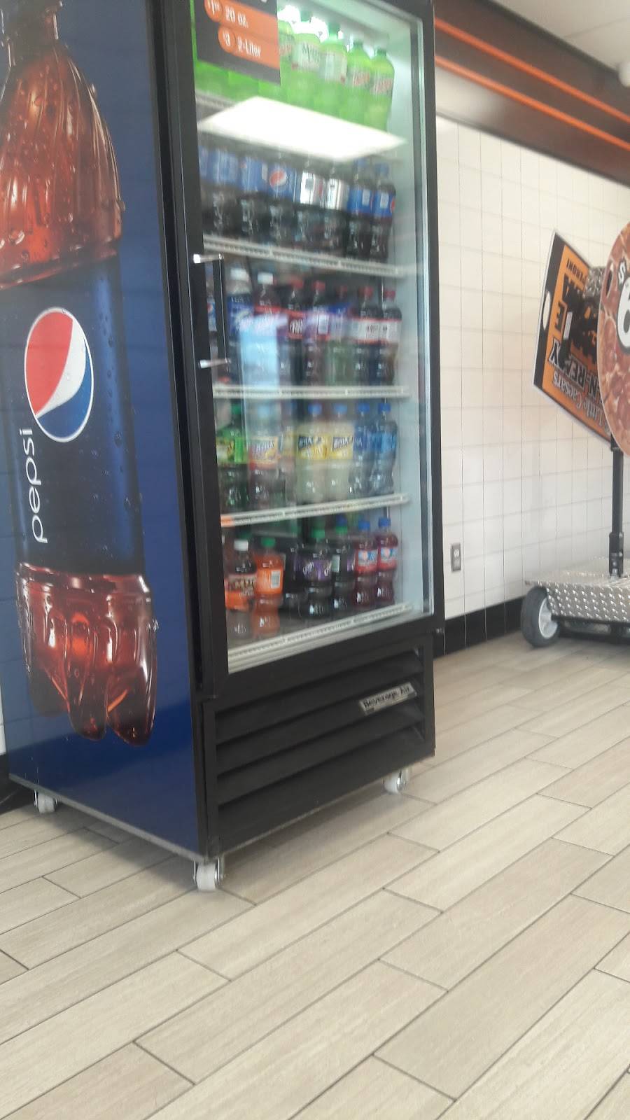 Little Caesars Pizza | restaurant | 2021 W Division St, St Cloud, MN 56301, USA | 3202174992 OR +1 320-217-4992