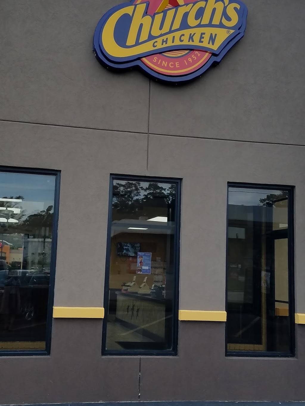 Churchs Chicken | restaurant | 1203 N Frazier St, Conroe, TX 77301, USA | 9367564606 OR +1 936-756-4606