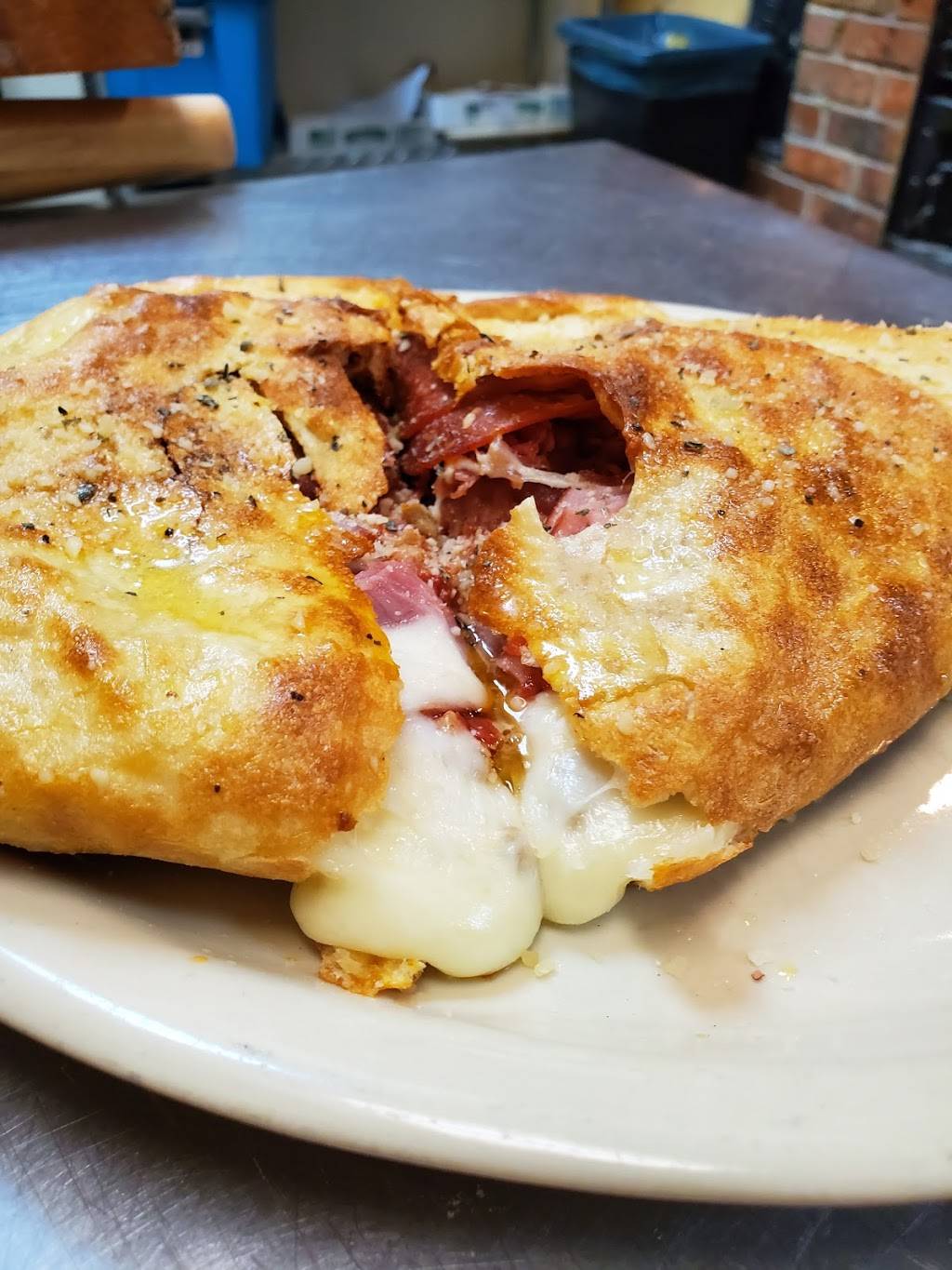 Bourbon Brick Oven & Grill | restaurant | 966 Chambers Blvd, Bardstown, KY 40004, USA | 5023484848 OR +1 502-348-4848