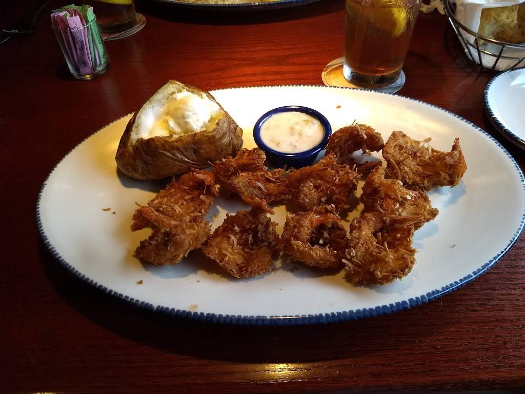 Red Lobster | restaurant | 721 US-27, Sebring, FL 33870, USA | 8633822200 OR +1 863-382-2200