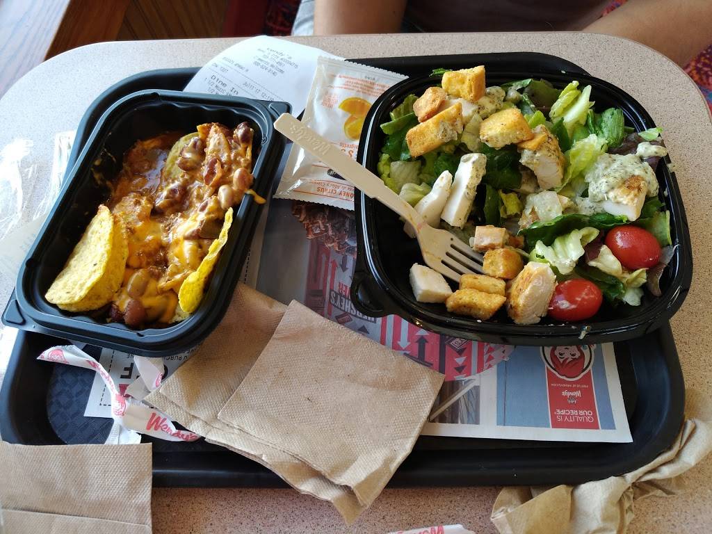 Wendys | restaurant | 404 E Market St, Leesburg, VA 20176, USA | 7037714961 OR +1 703-771-4961